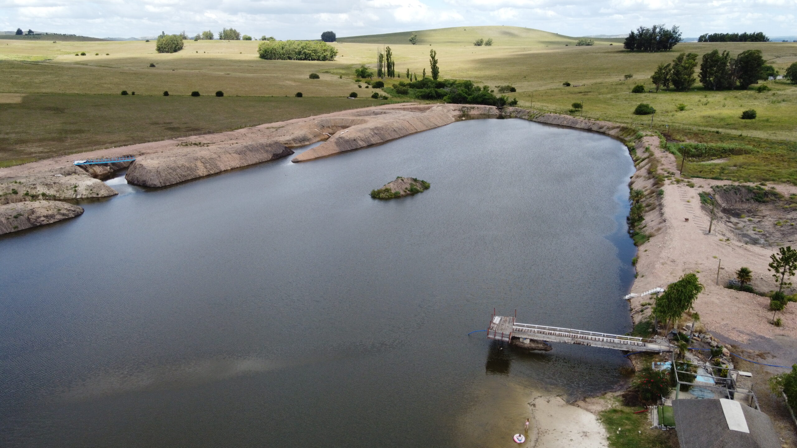 89 ha Agrarland/Ackerland – und Viehzuchtland mit großen Wasserreserven für die Bewässerung in Lavalleja – Uruguay
